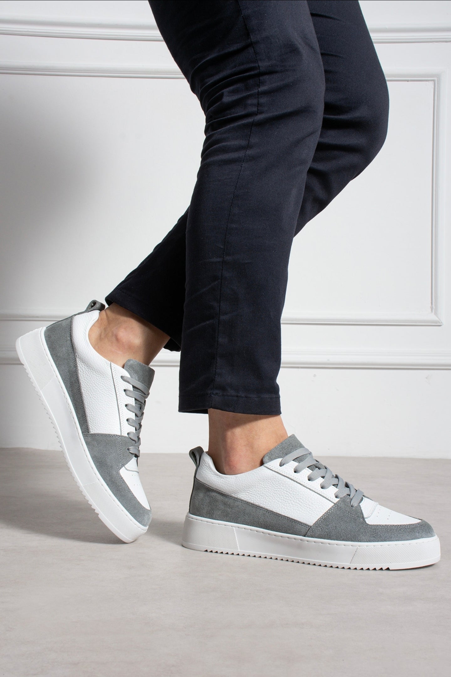 Enesis White-Gray