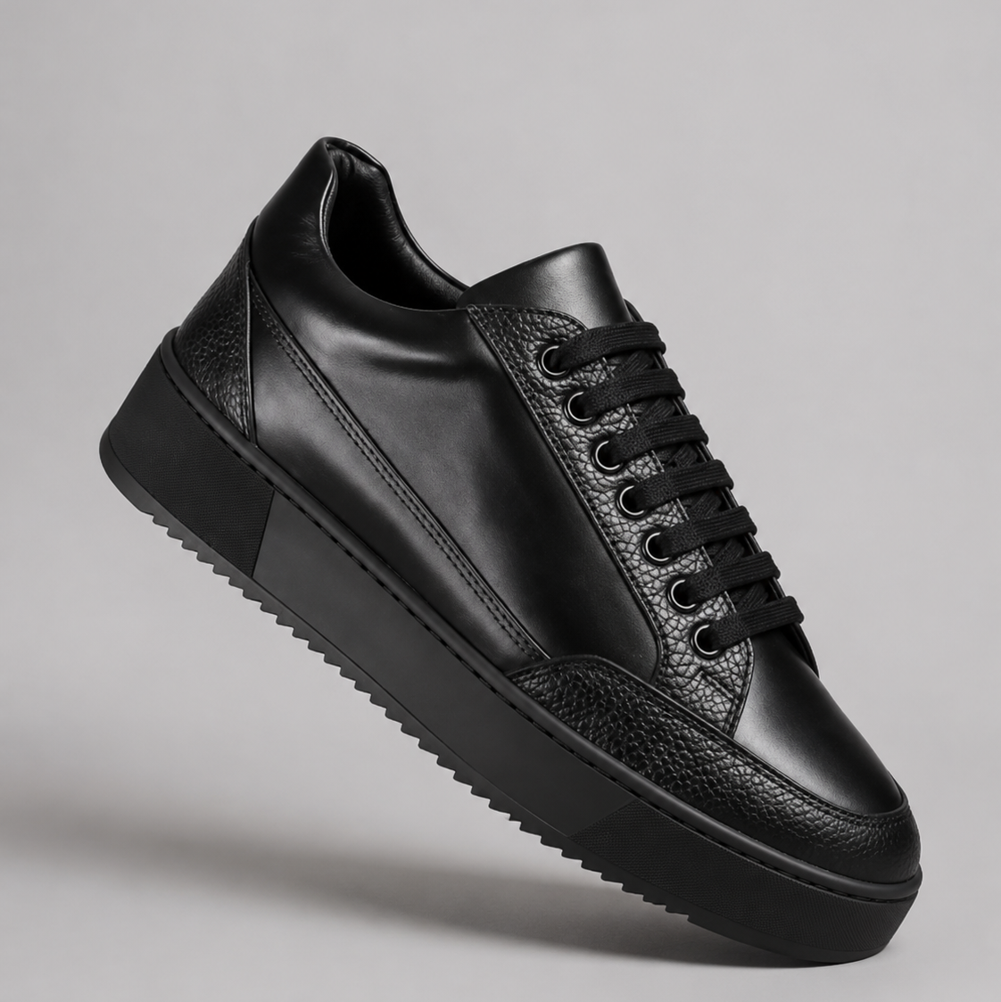 Ryan - Allblack