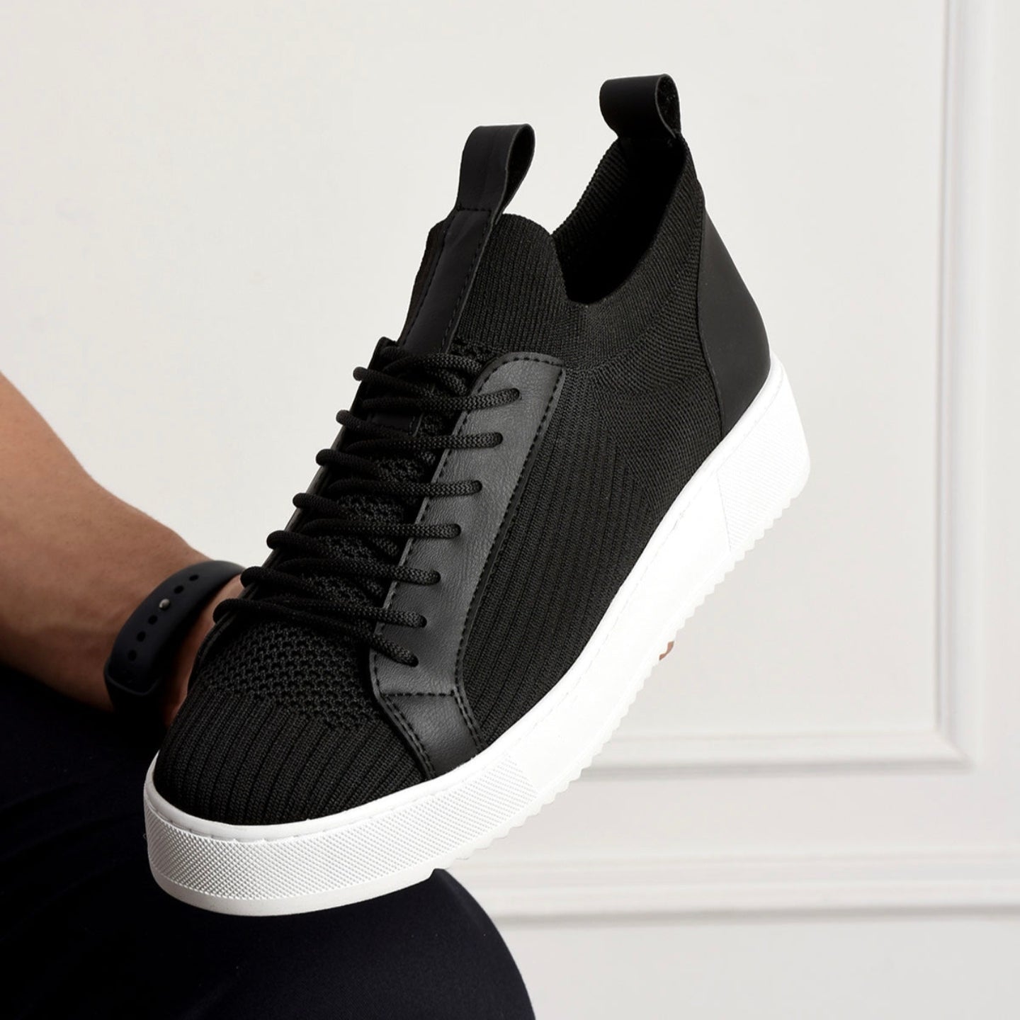 KnitVero - Black