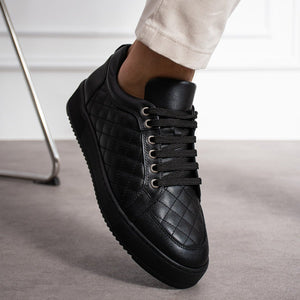 Leo - Allblack
