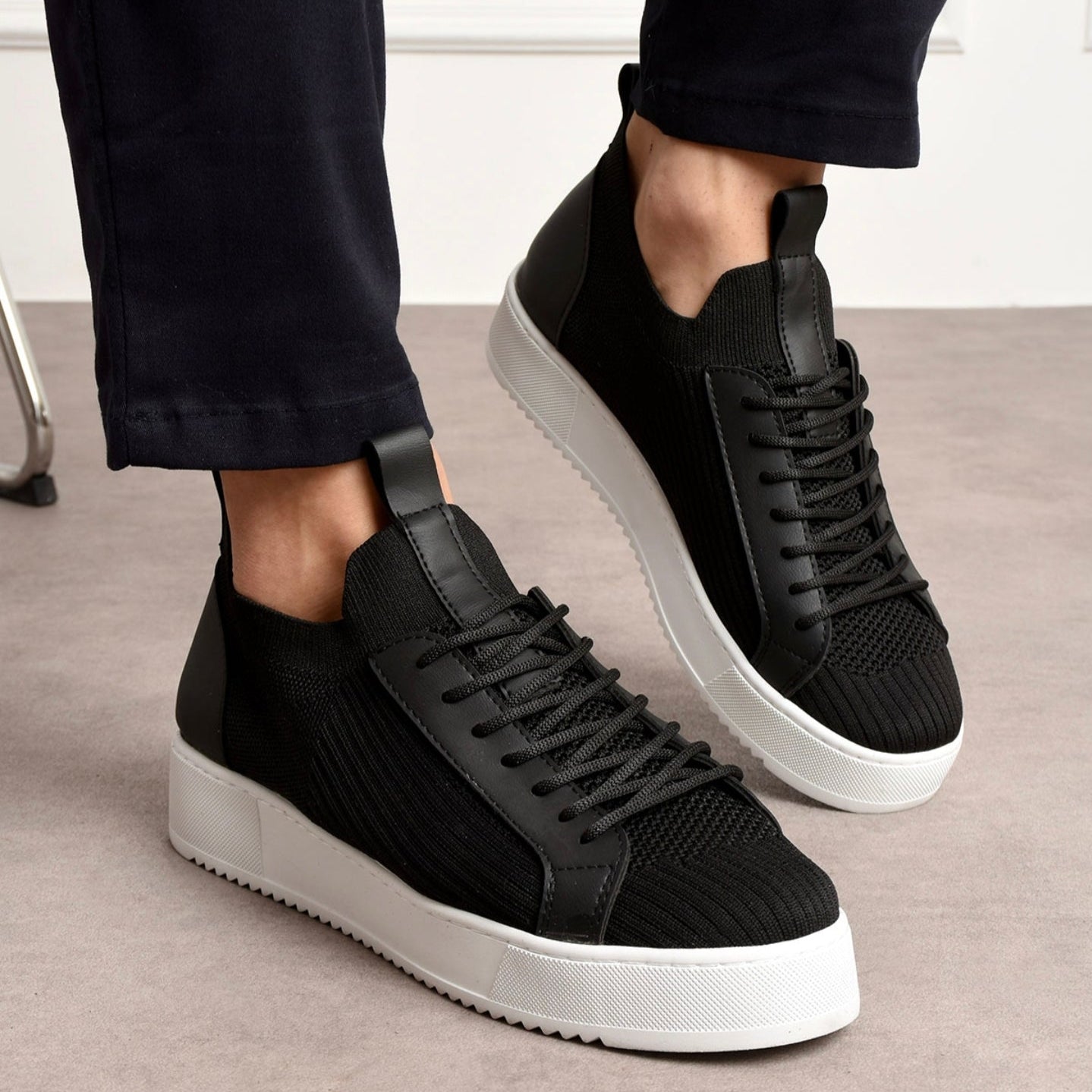 KnitVero - Black