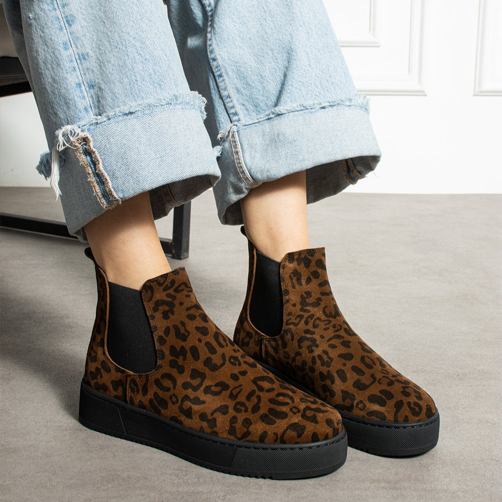 Verona Black Leopar