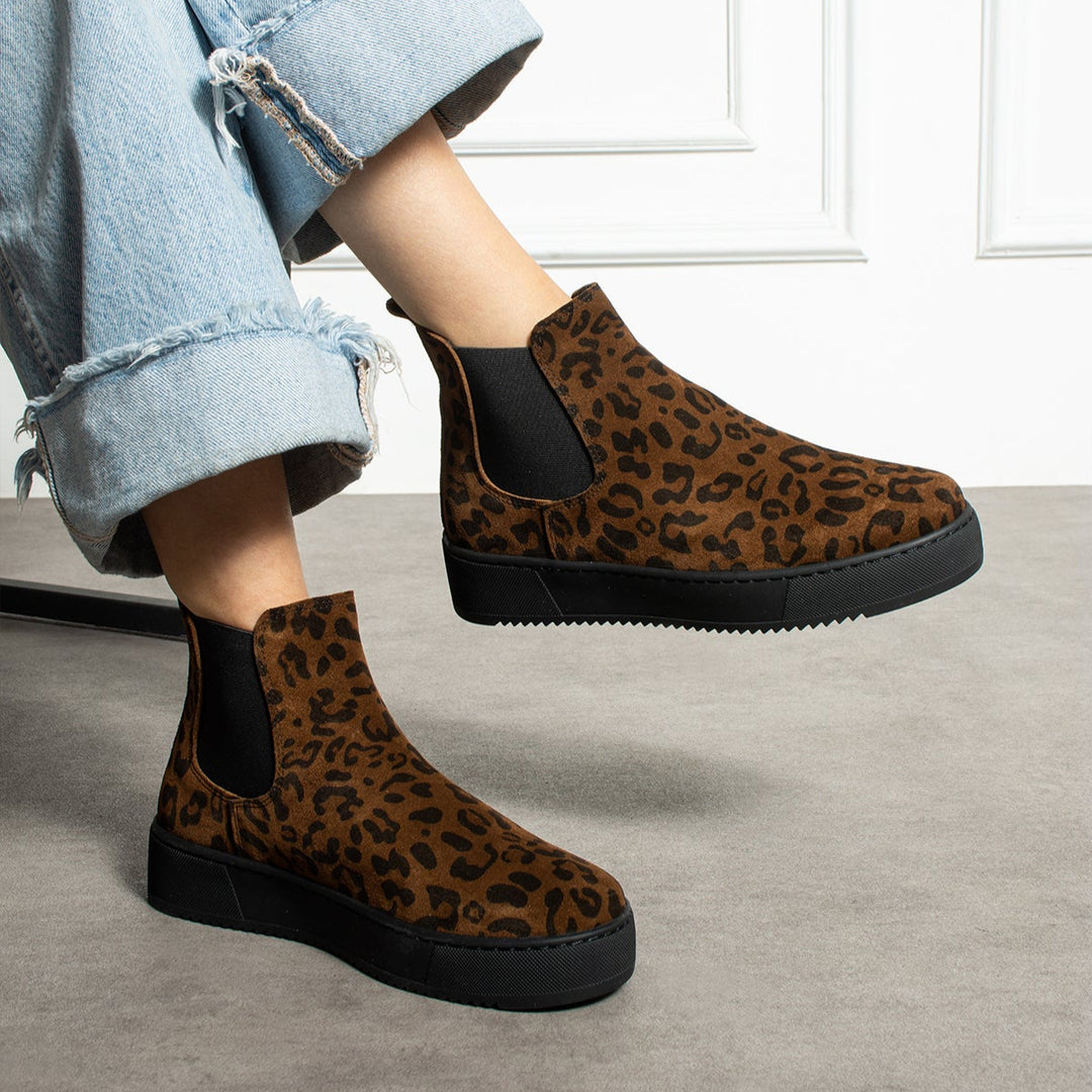 Verona Black Leopar