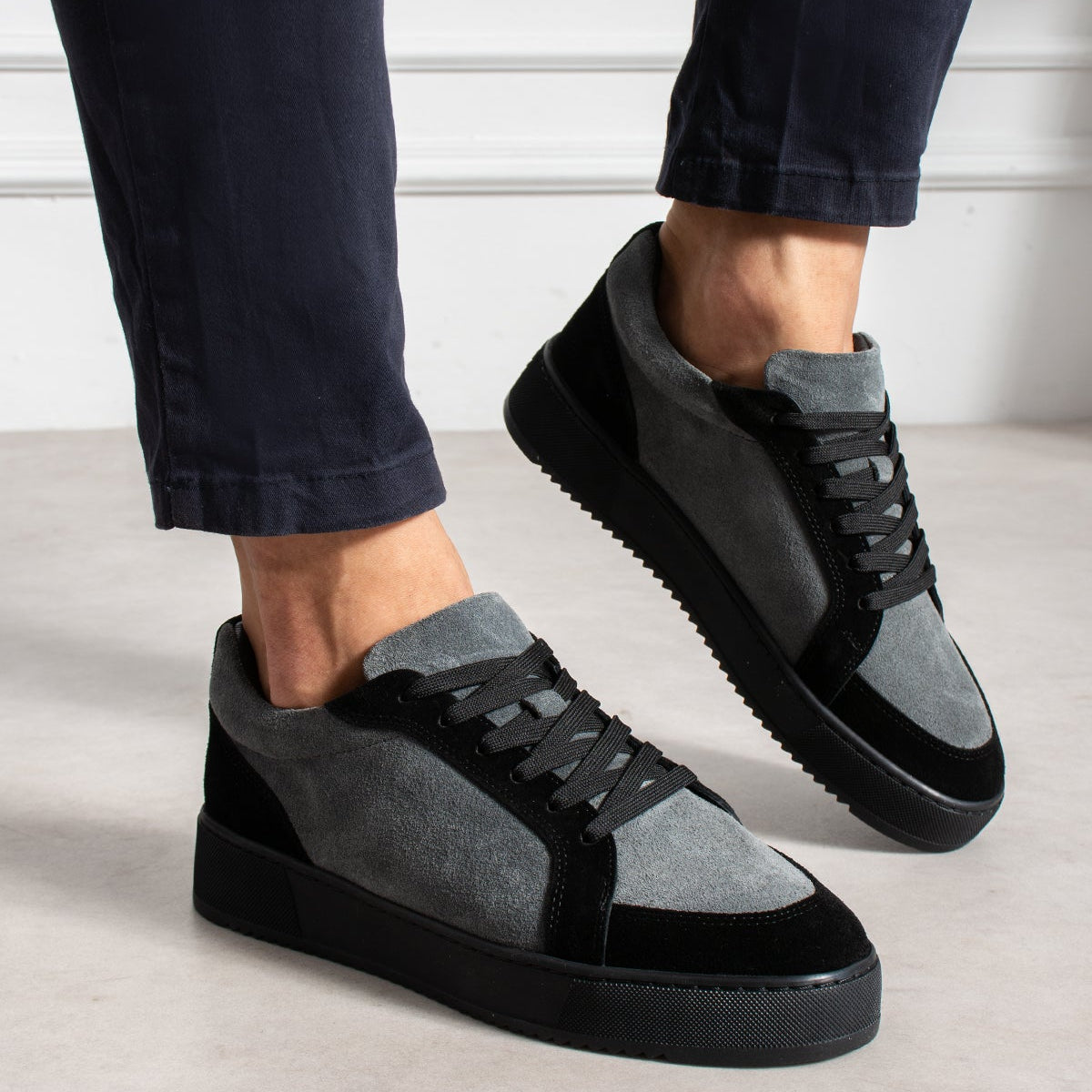 Giovanni Black-Gray