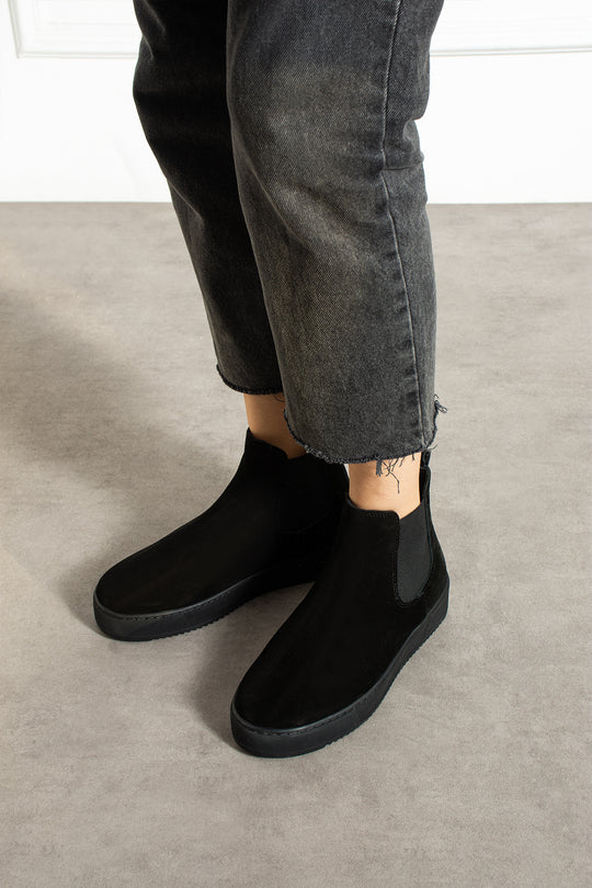 Verona Black X
