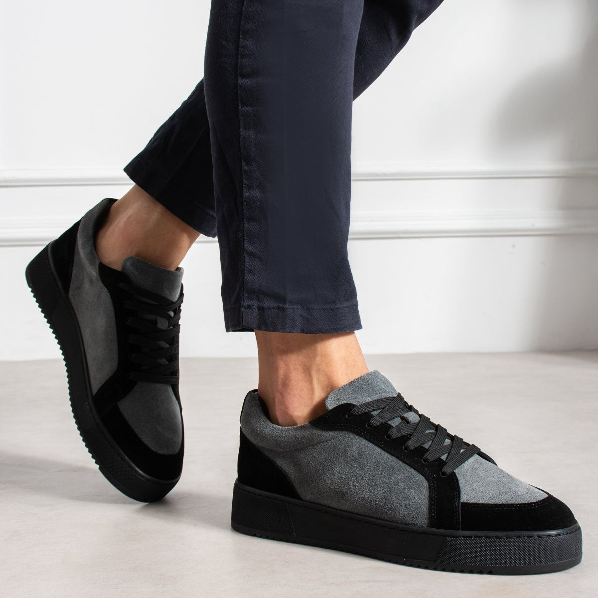 Giovanni Black-Gray